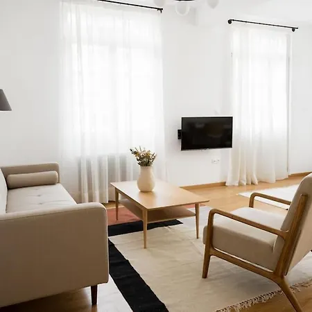 Sofia Sunshine Serenity *