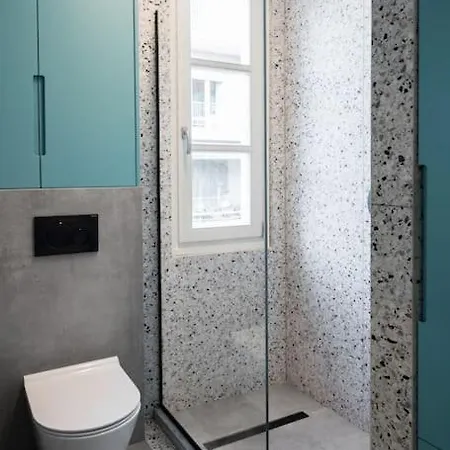 Sofia Sunshine Serenity Салоники